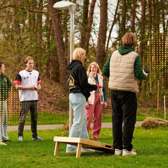 FOOTHILLS - Cornhole Set - 2 board / 2x4 zakjes Cornhole sets Wicked Wood Games